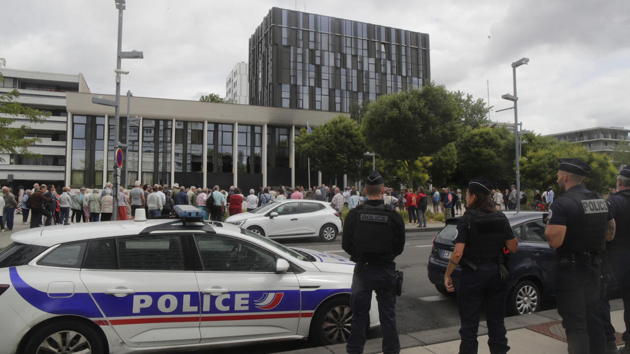 Paris Polizei verbietet jährliches Treffen der Muslime