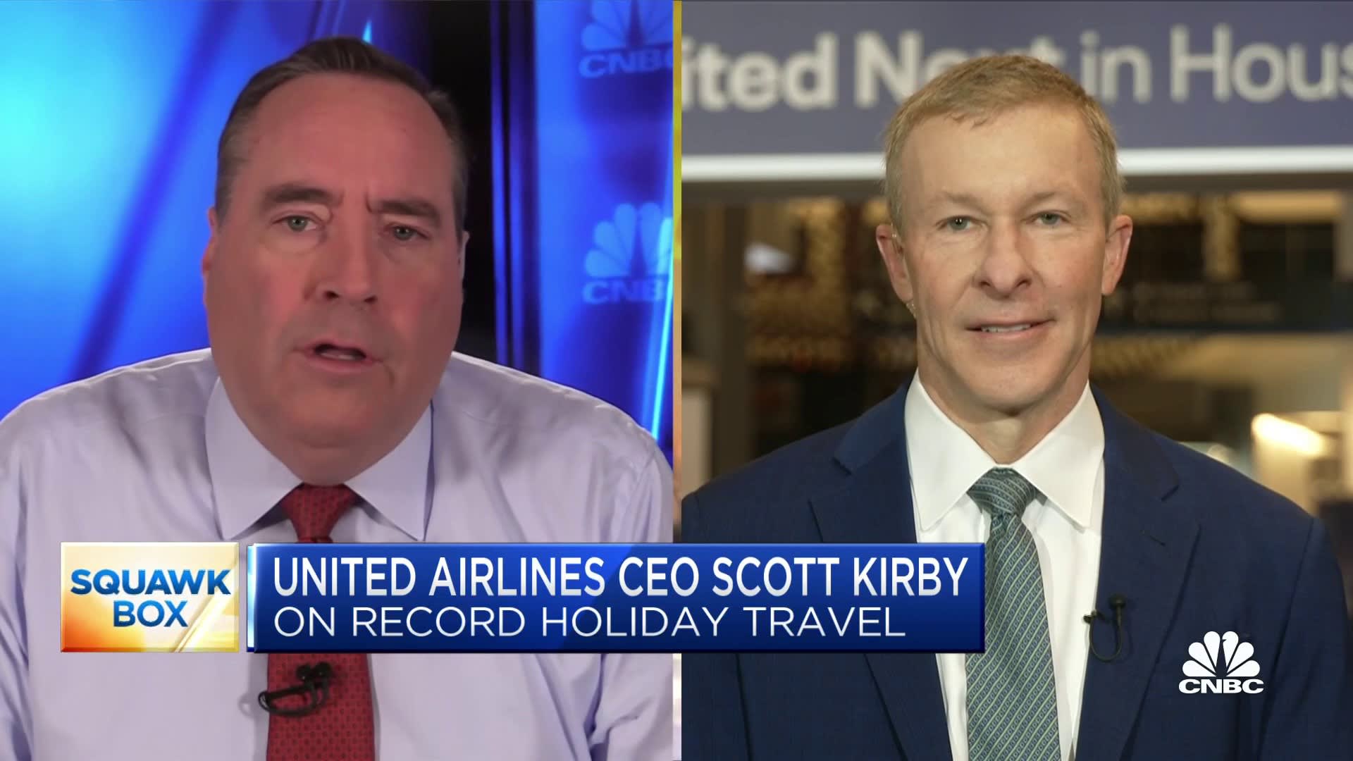 استراتيجية يونايتد إيرلاينز الجديدة وارتفاع أسعار التذاكر