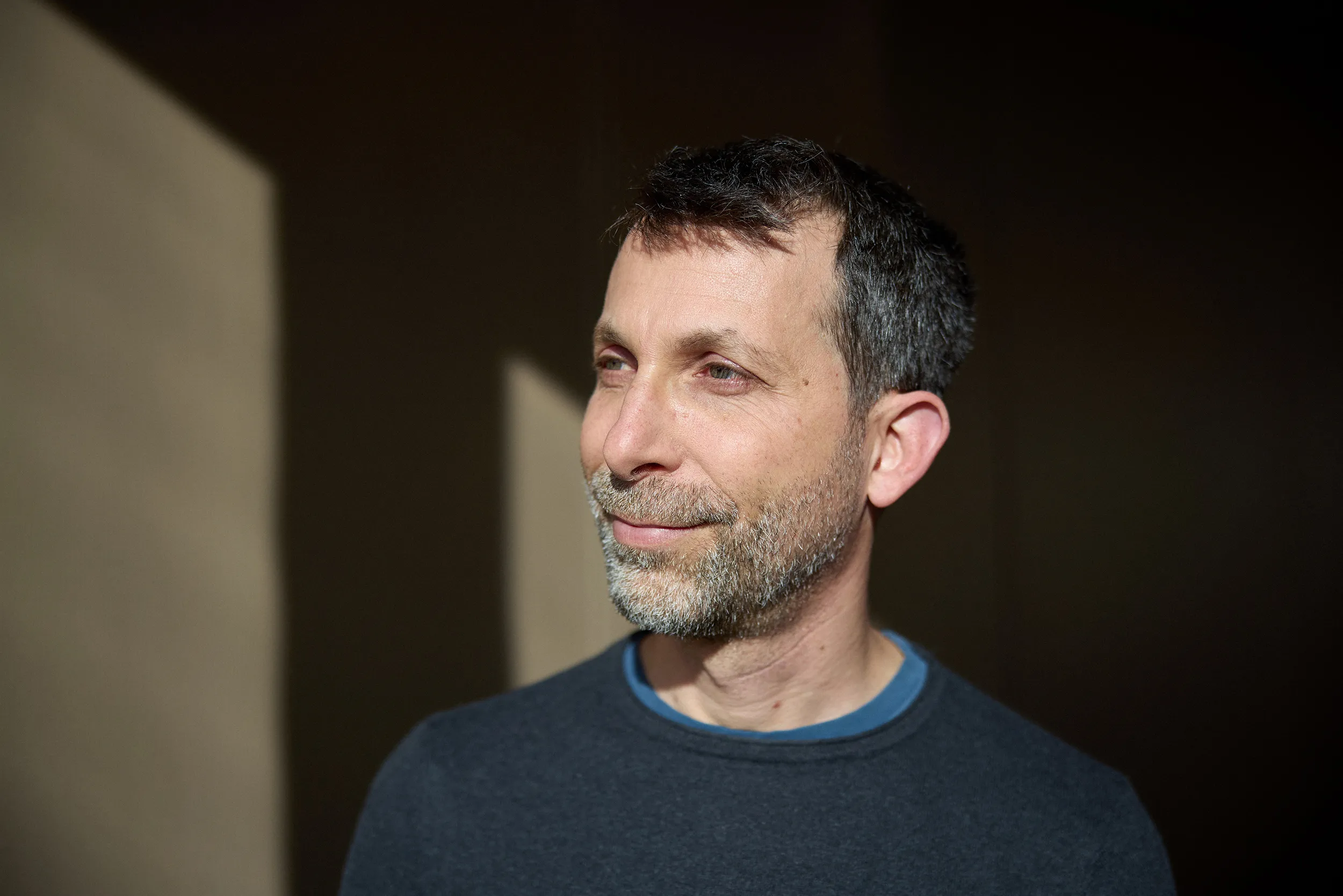 ديفيد سيلفر يعلن عن رؤيته للذكاء الاصطناعي المتفوق