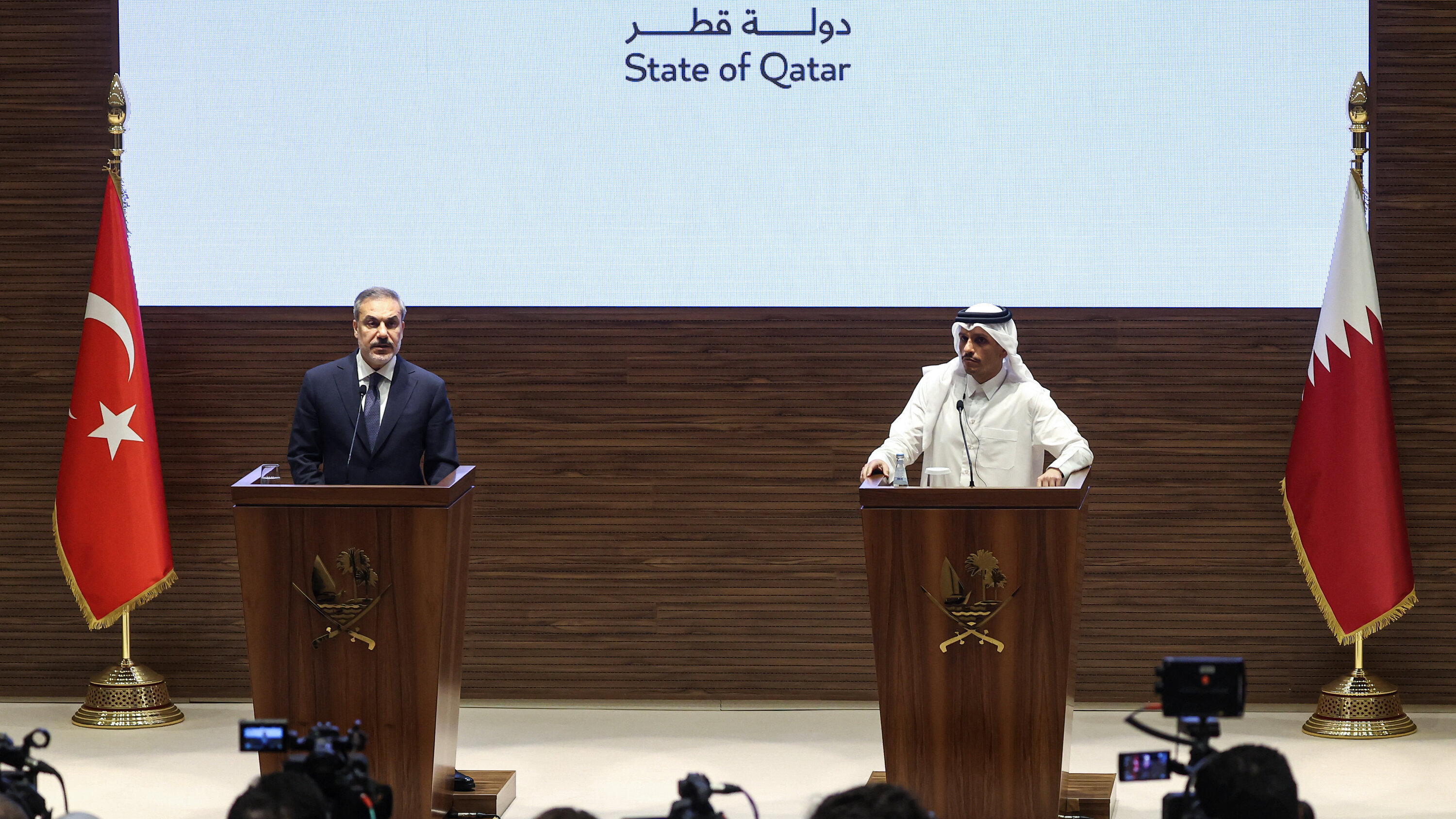 توقف المحادثات الإيرانية الأمريكية بعد انسحاب قطر