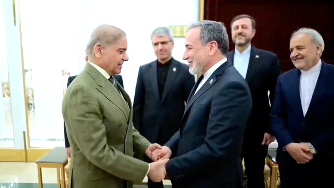 إيران تؤكد السيطرة على مضيق هرمز كاستراتيجية حازمة