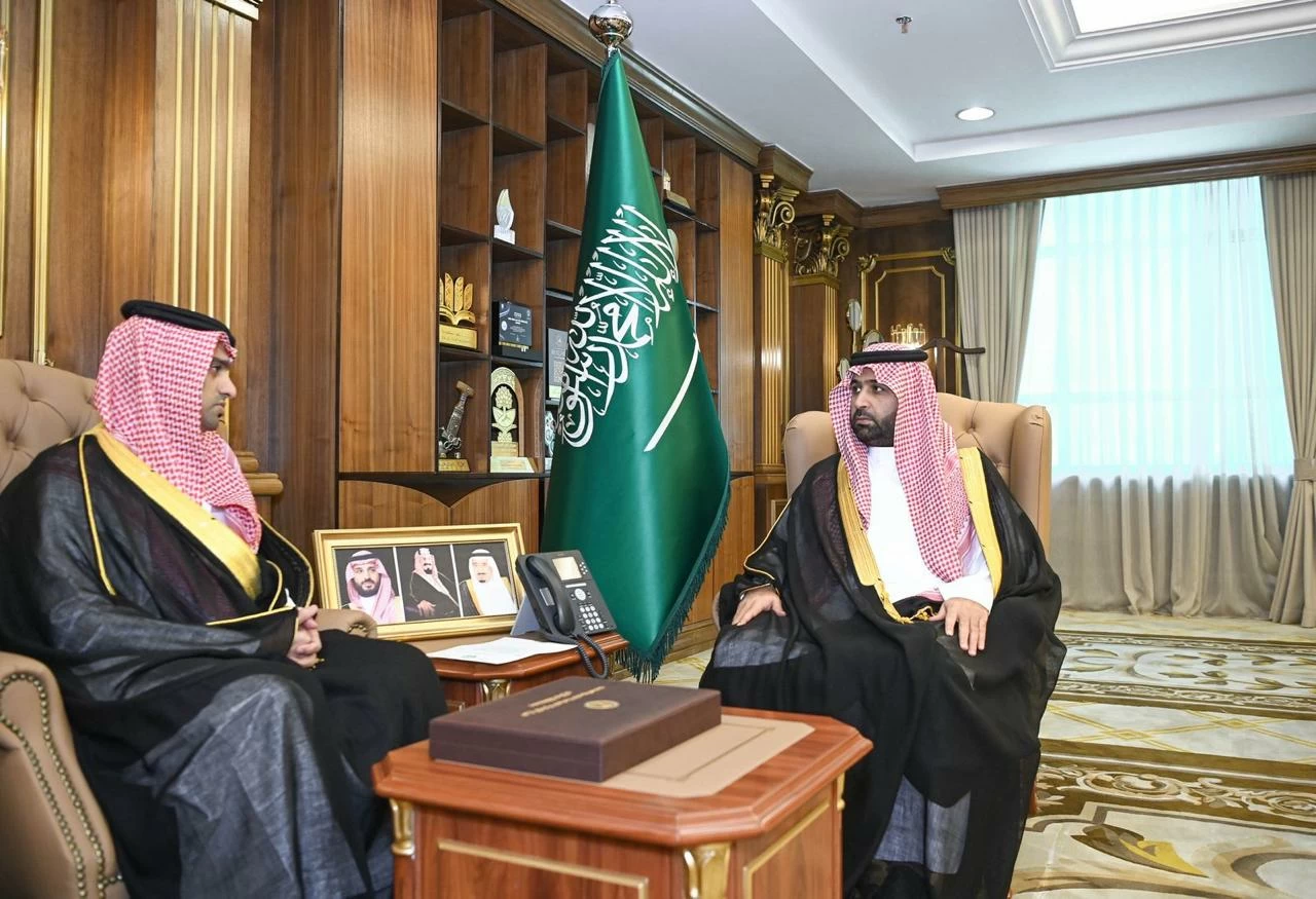 أمير جازان يستقبل مدير إدارة المجاهدين
