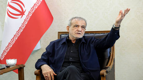 تحذيرات إيرانية من محاولات لإثارة الفتنة الداخلية