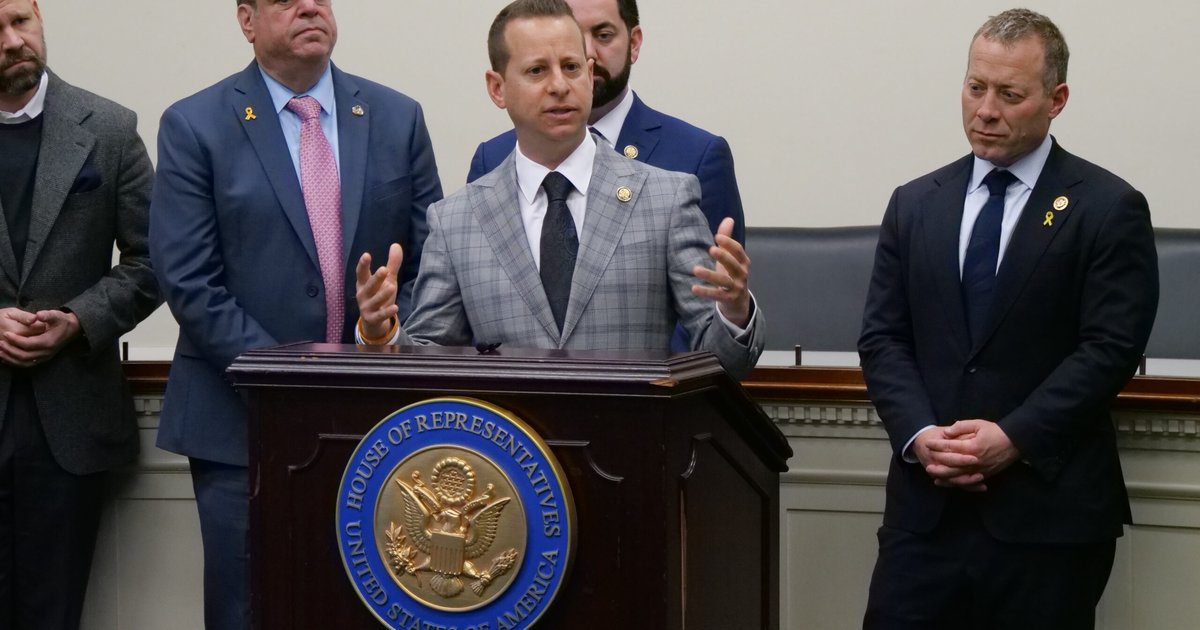 اجتماع علي النعيمي والمبعوث الأمريكي لمكافحة معاداة السامية