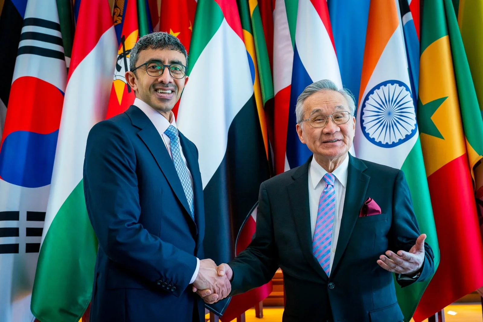 تعزيز العلاقات الإماراتية الهندية من خلال زيارة وزير الخارجية