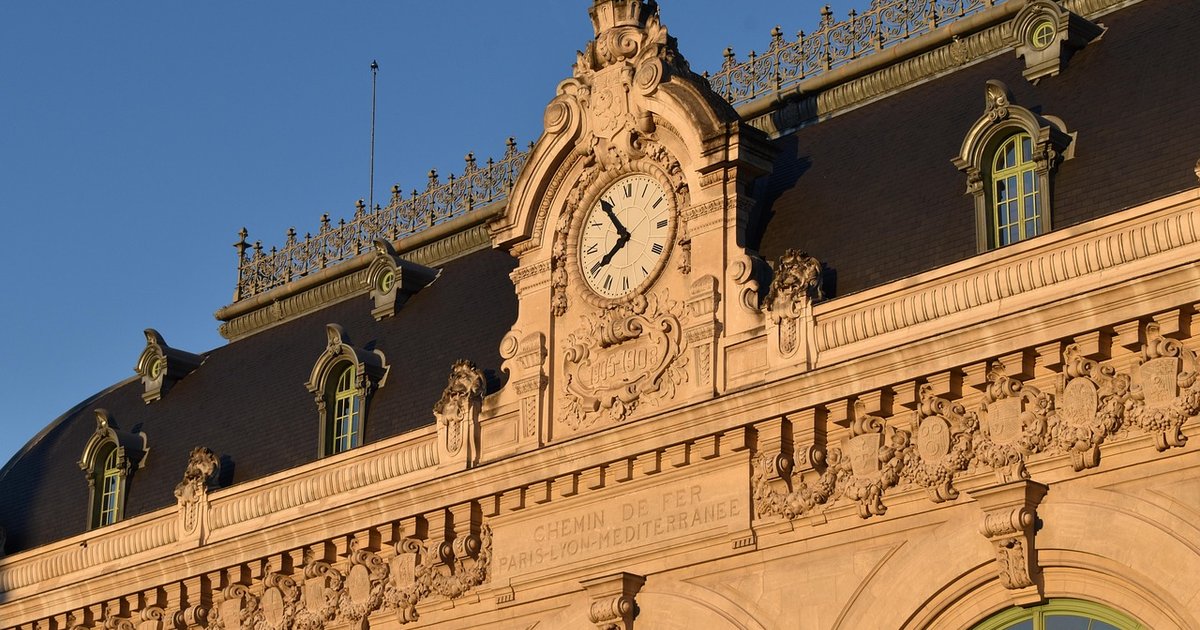 إغلاق محطة ليون للقطارات في فرنسا