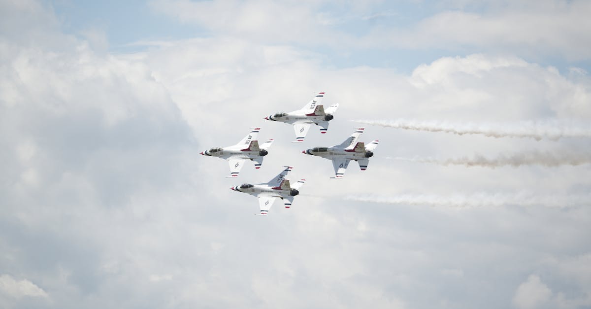 US Destroys Two Aircraft in Pilot Rescue Operation