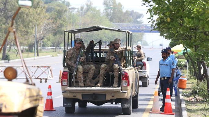 Engagement armé entre l'armée et la police au Pakistan