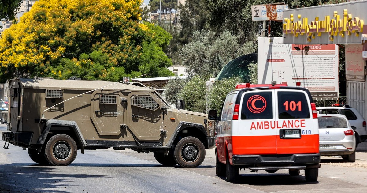 Arrestation de deux hommes pour incendie d'ambulances juives