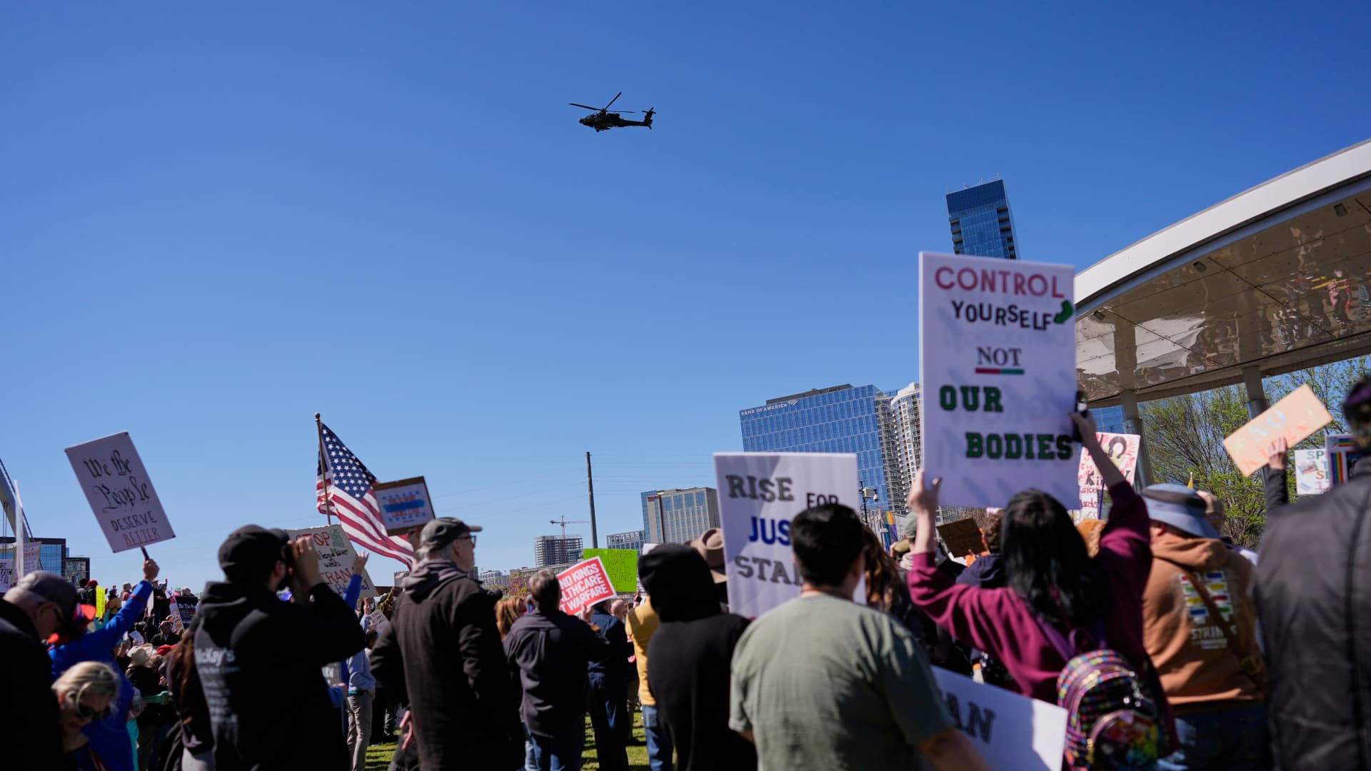 US Army Halts Helicopter Crews Over Kid Rock's Home