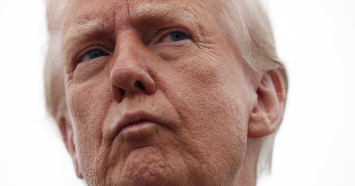 Pursue Political Connections for Amnesty: New Platform Debate