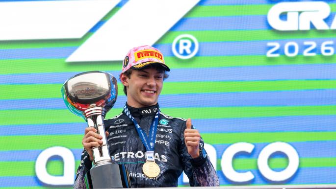 كيمي أنتونيلي يتوج بلقب جائزة اليابان الكبرى