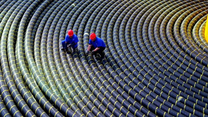 تحذيرات من تهديد الكابلات البحرية للاقتصاد الرقمي