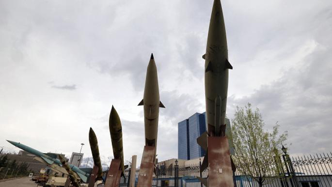 Retarde le vote du Conseil de sécurité sur la navigation