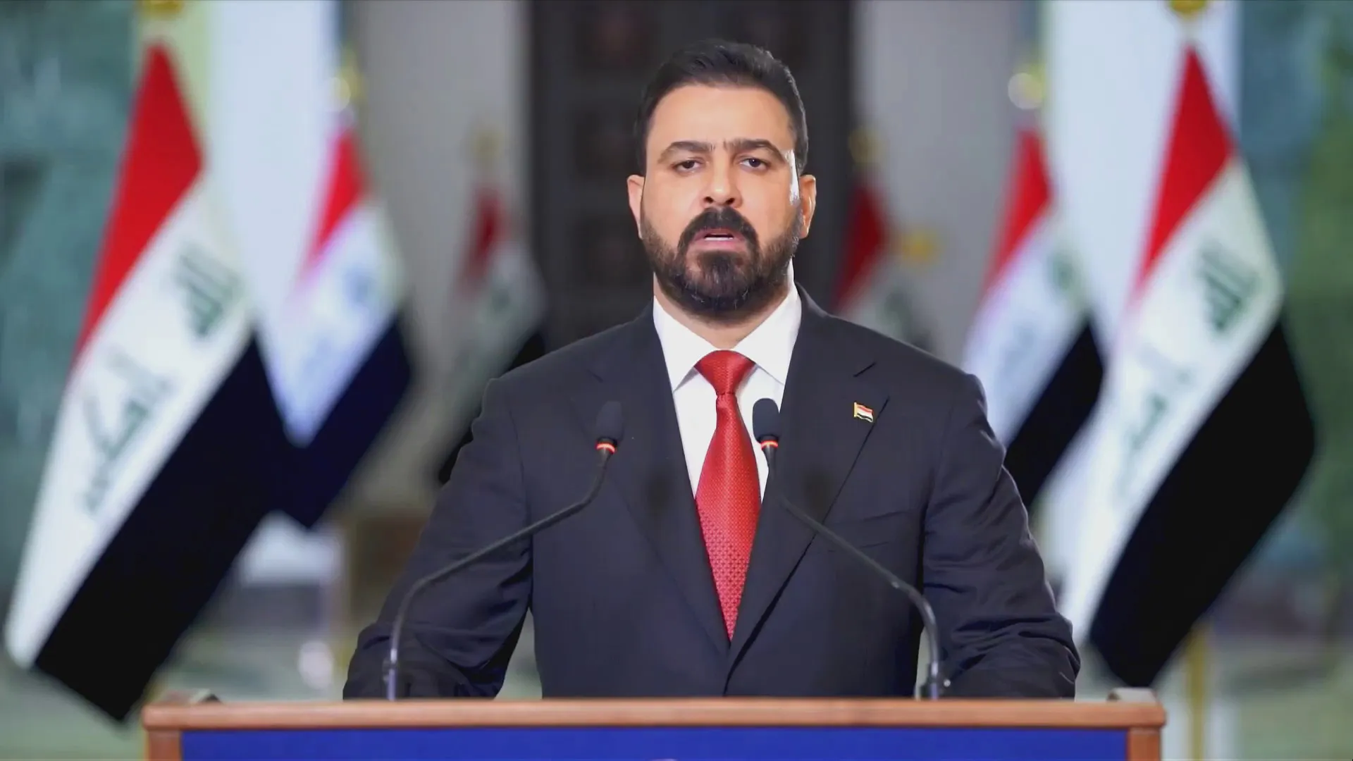 الزيدي يتعهد بمحاربة الفساد وتعزيز سيادة العراق