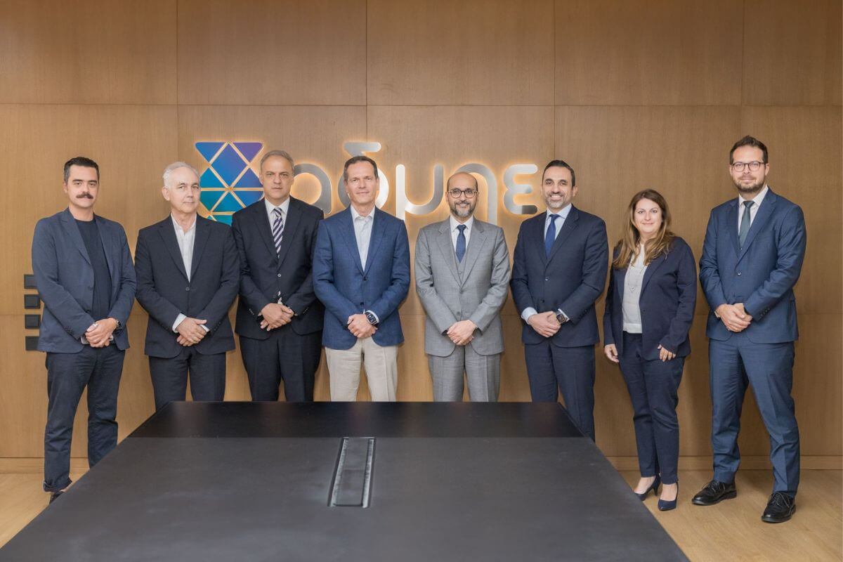 تعاون روشين ودويات لتطوير الاتصالات في السعودية