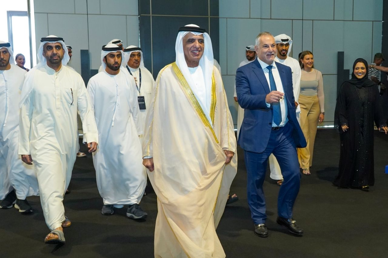 Taleb bin Saqr Al Qasimi bei Feiern der Familien Al Ali und Al Mehairi