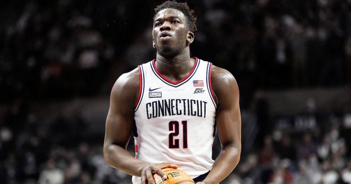 نصف نهائي بطولة NCAA: أريزونا ضد ميشيغان