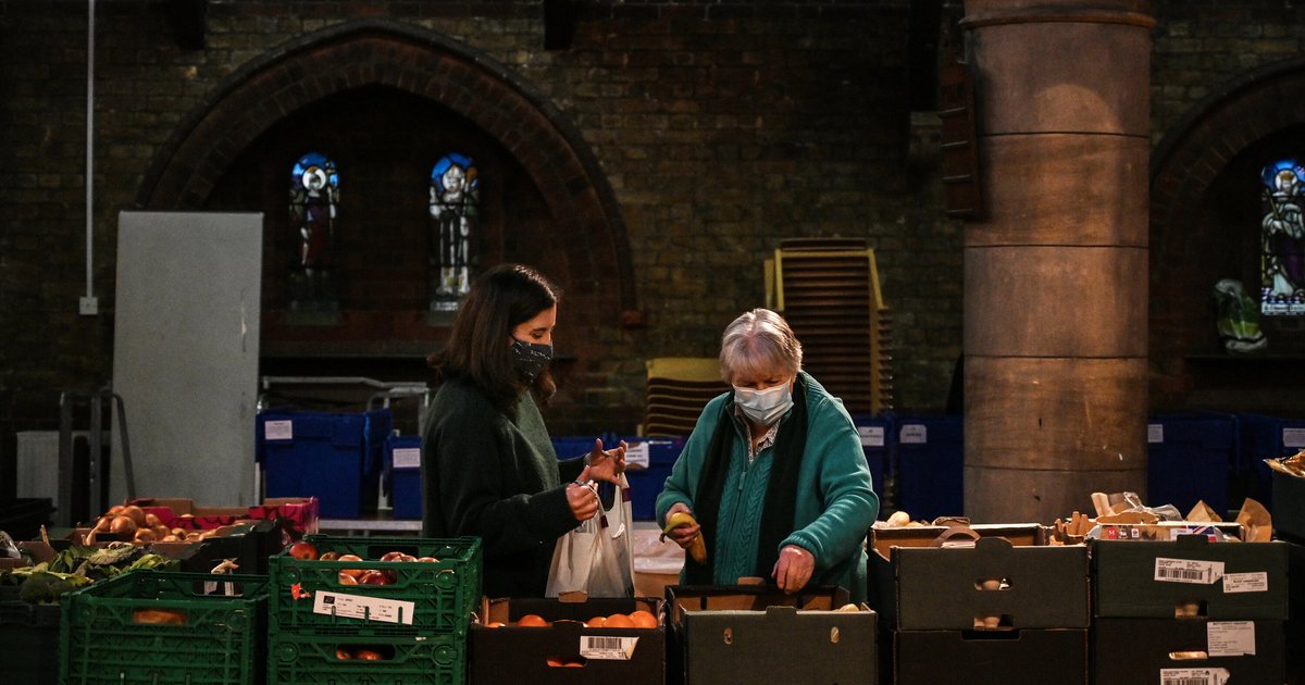 Central Banks and Interest Rates Amid Global Tensions