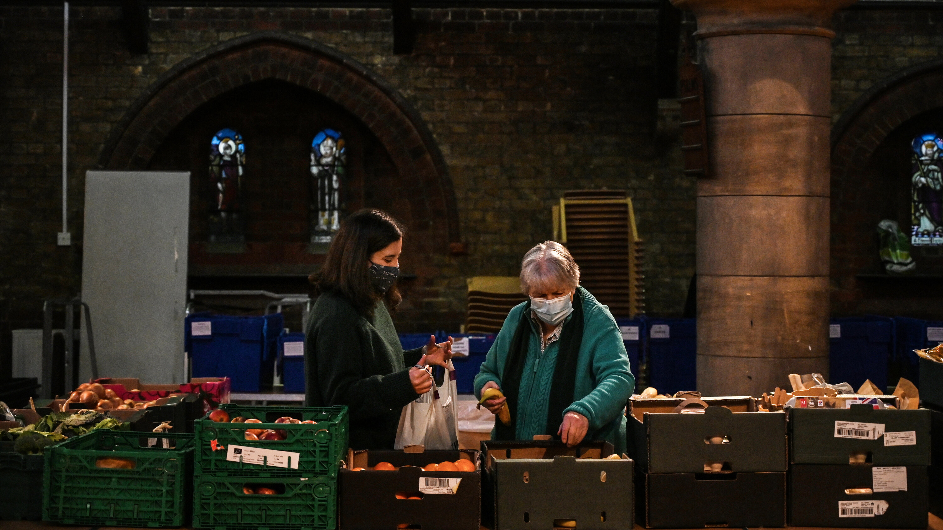 البنوك المركزية الكبرى وأسعار الفائدة في ظل التوترات العالمية