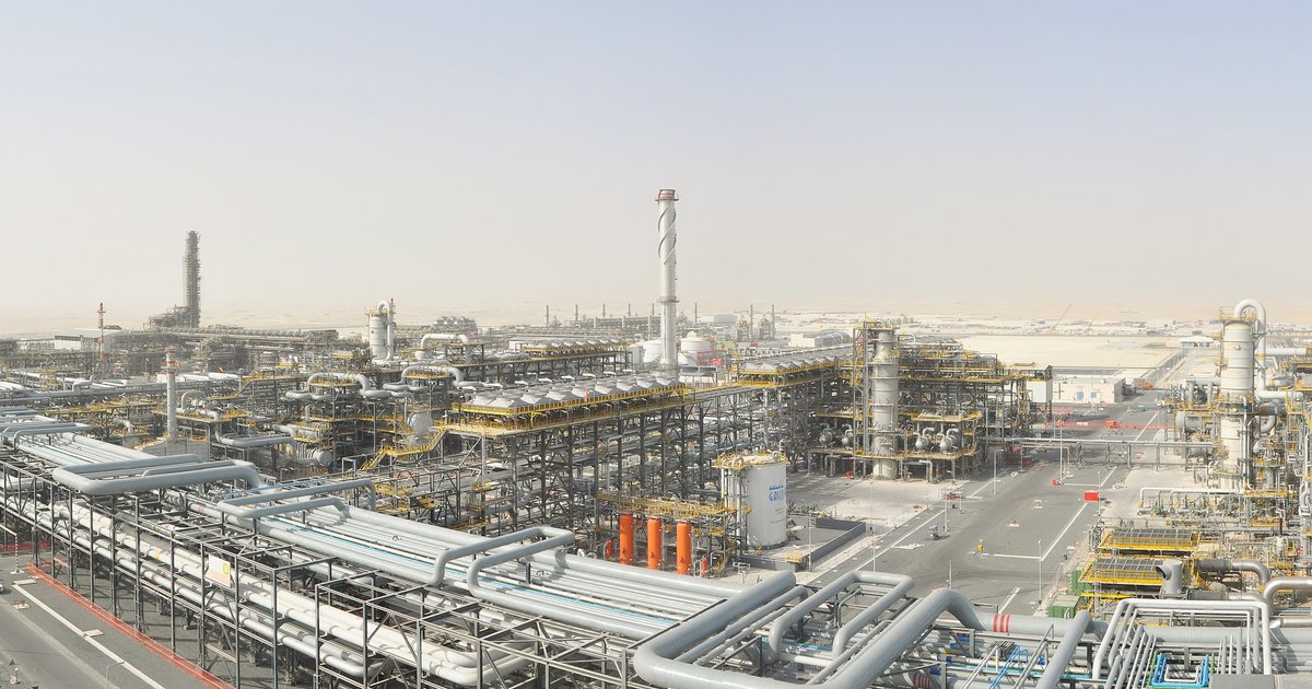 أدنوك تؤكد استمرارية الإمدادات بعد حادثة حبس