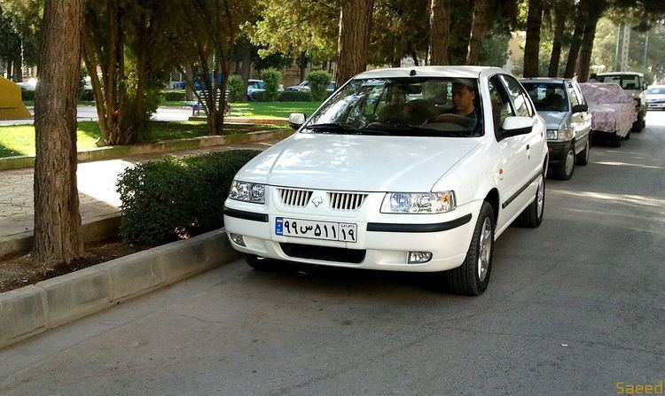 أزمة الفولاذ تهدد صناعة السيارات الإيرانية