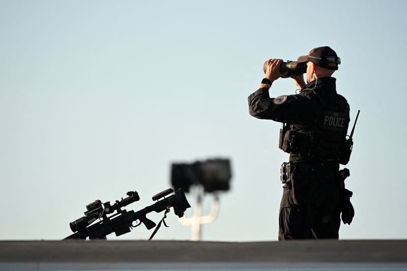 تأمين الرؤساء: عضو سابق في الخدمة السرية الأمريكية يكشف سر تأمين ترامب