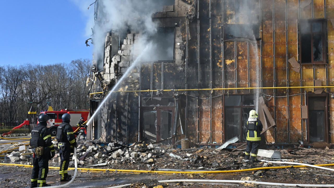 Russische Militäreskalation in der Ukraine während Ostern