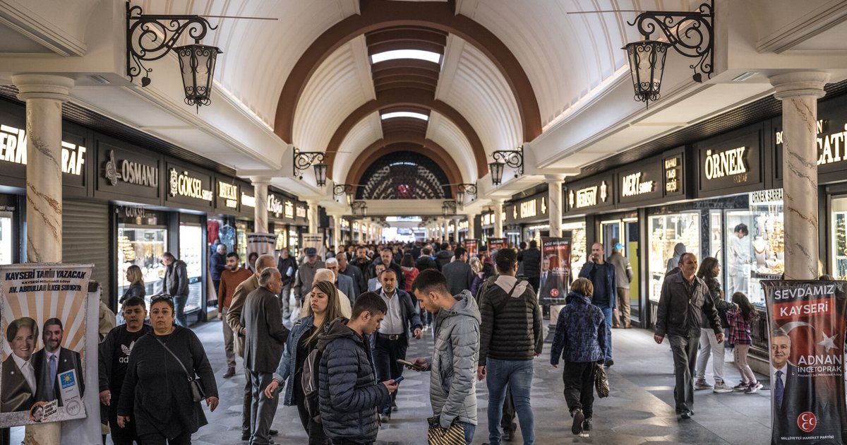 أردوغان يعلن استمرار سياسة خفض التضخم في تركيا