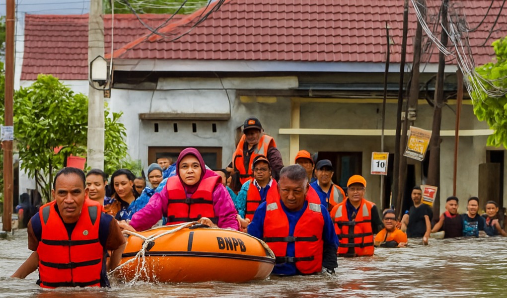 مساعدات جديدة لضحايا الفيضانات في آتشيه الشمالية