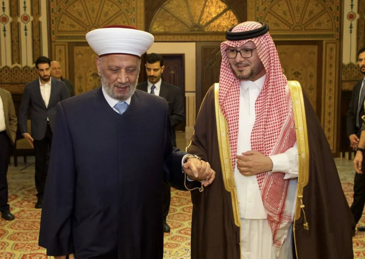السعودية تؤكد على اتفاق الطائف كحل للأزمات اللبنانية