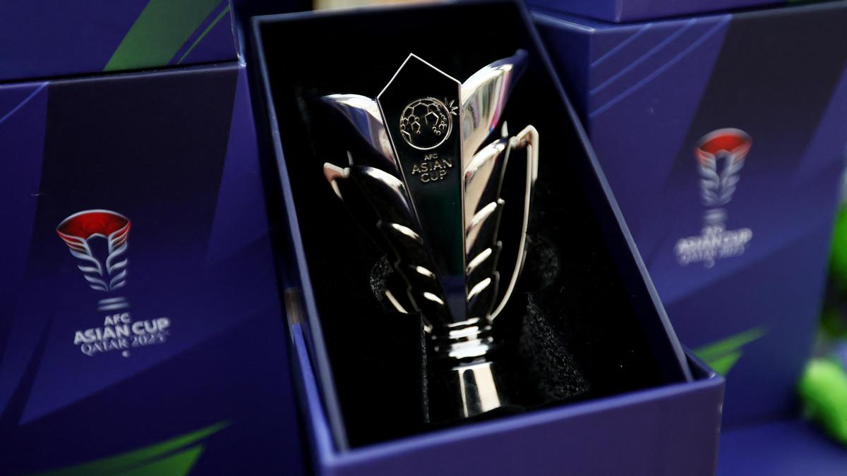 تعليق الترشح لاستضافة كأس آسيا 2031 و2035