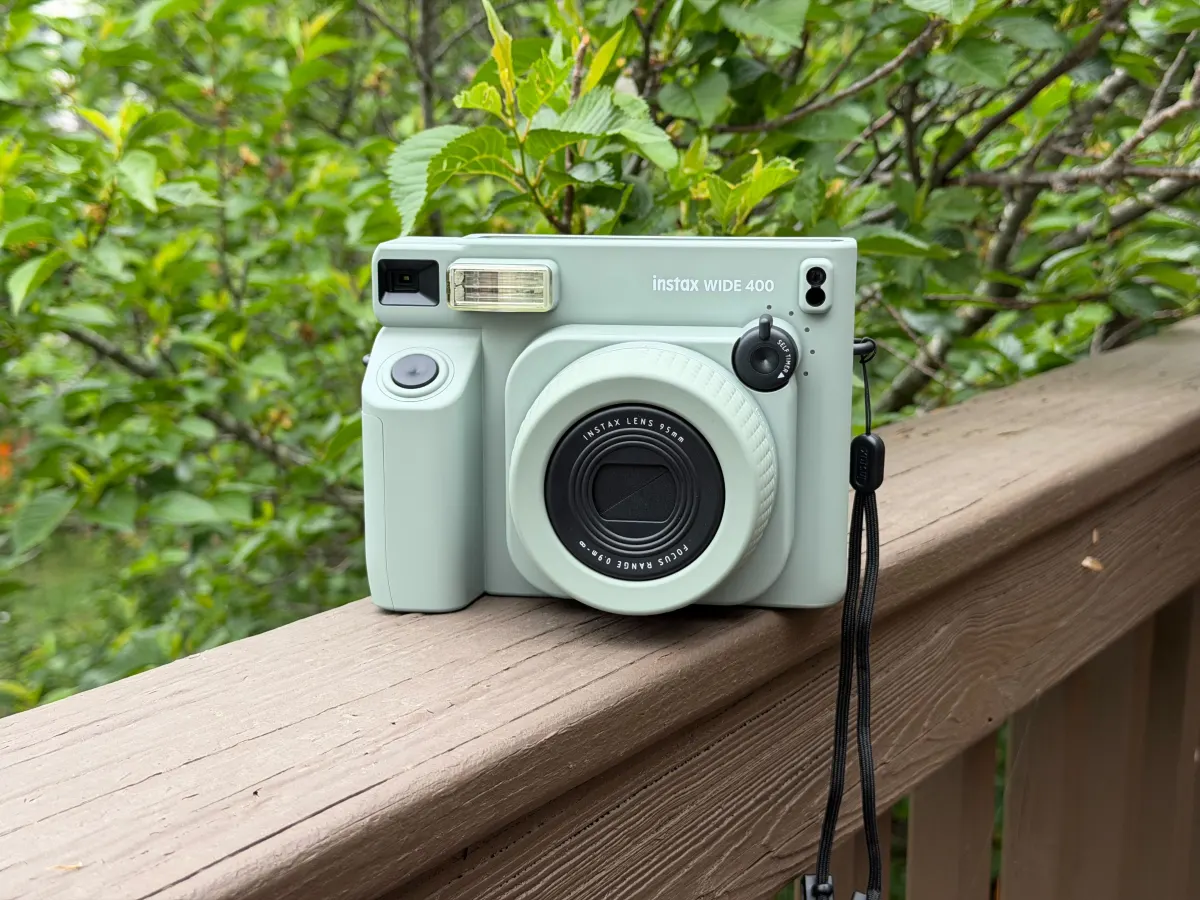 Instax Wide 400 : Revivez la magie de la photographie instantanée