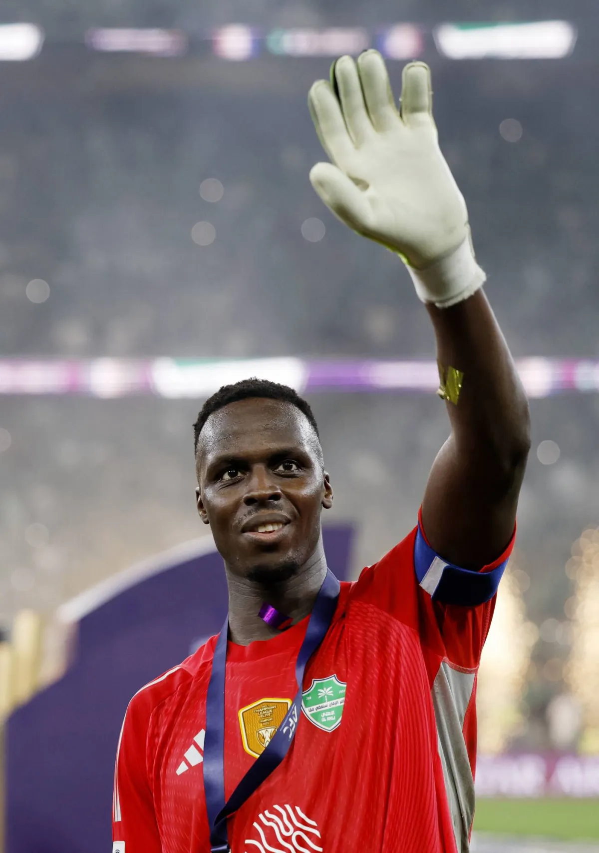 إدوارد ميندي يتوج بلقب دوري أبطال آسيا