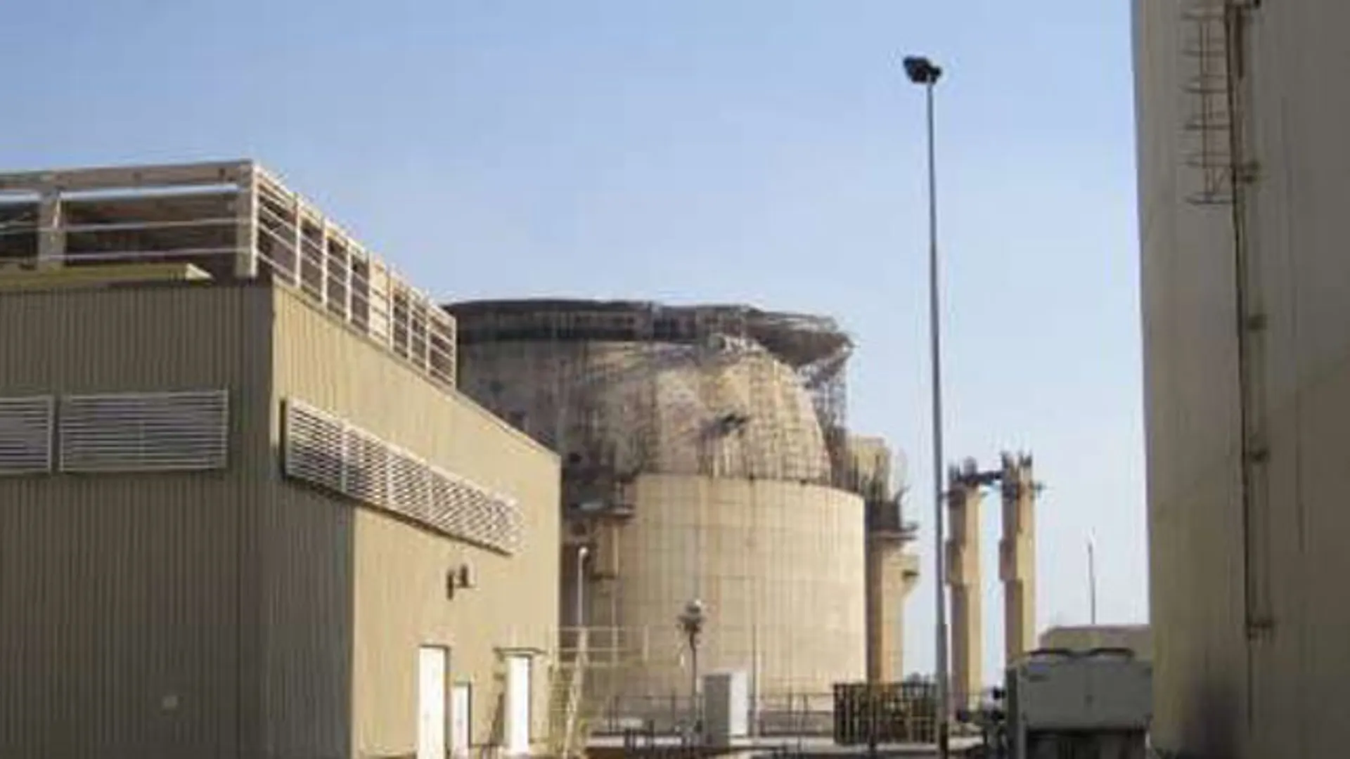 الطاقة الذرية: بوشهر النووية لم تتأثر بالضربات الإسرائيلية