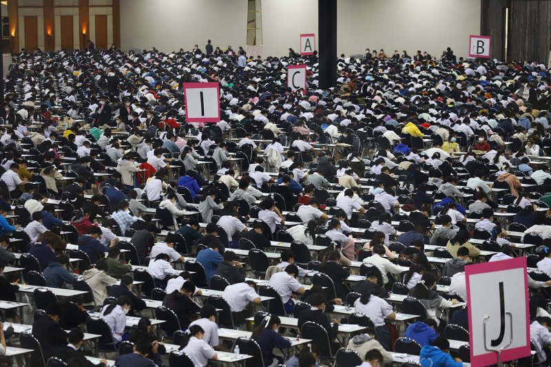 مدير مدرسة نخبوي في تايلاند يُحكم عليه بالسجن 27 عاماً