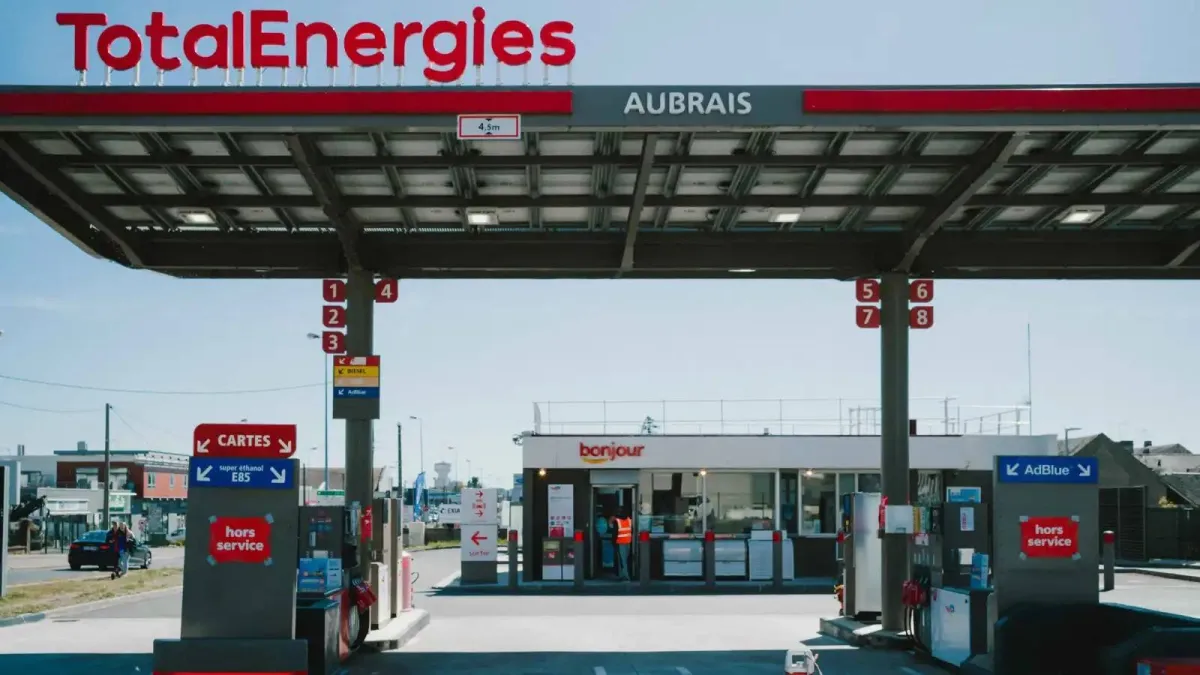 نقص الوقود في فرنسا وتأثير أزمة الطاقة العالمية