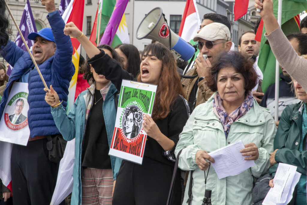 تعمق لجنة حقوق الإنسان الإندونيسية في قضية الاعتداءات