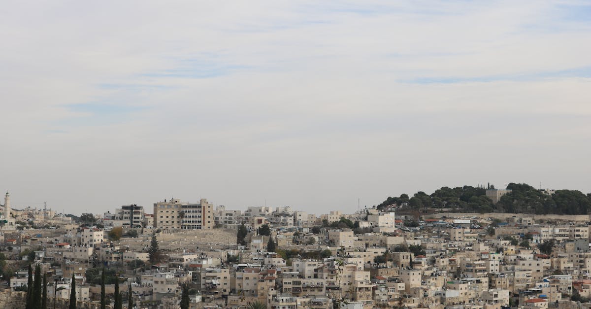 لبنان يشترط وقف إطلاق النار قبل المفاوضات مع إسرائيل