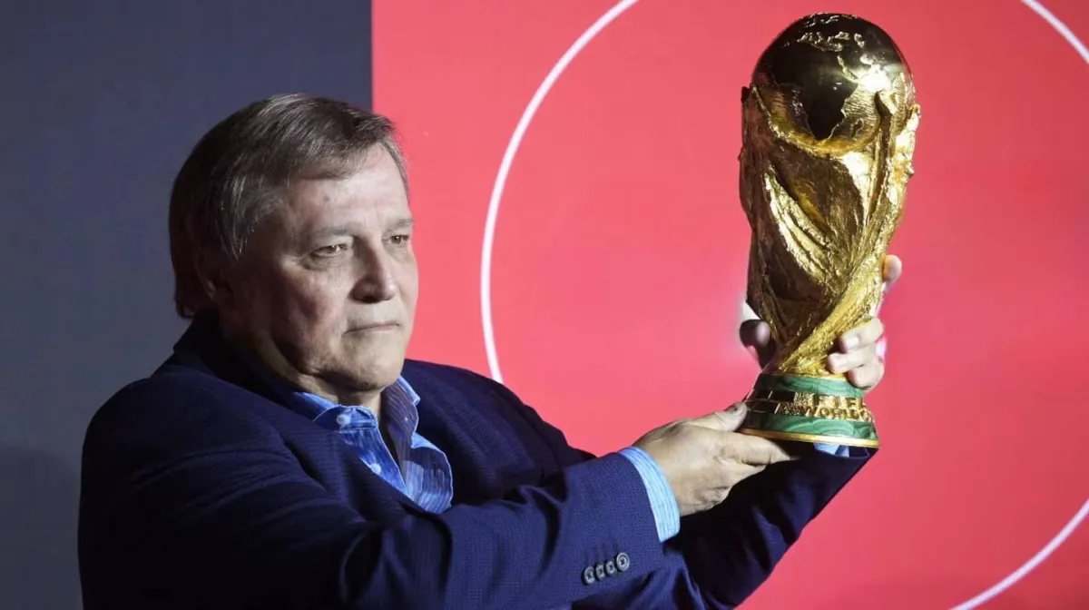 تحذيرات بيرتوني لسكالوني: الولاء للاعبين قد يهدد الأرجنتين