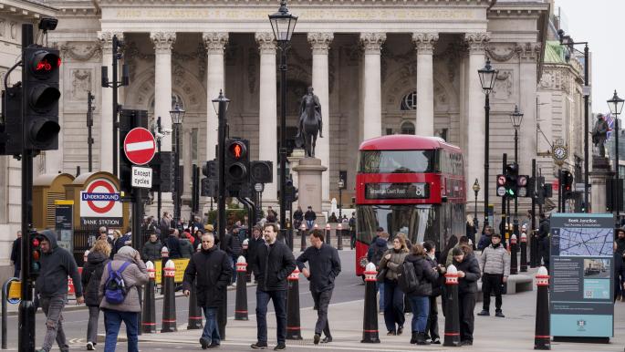 Layoffs in Britain Accelerate Amid Iranian War Impact