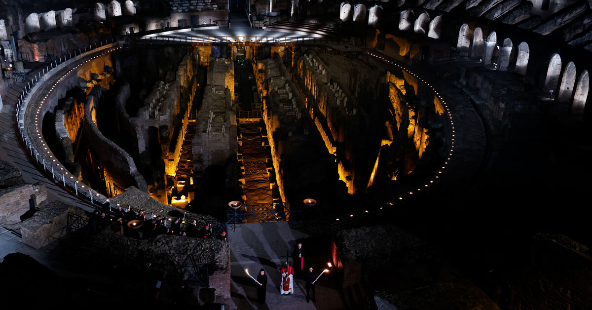 البابا ليون يقود صلاة لأجل الأطفال المهاجرين