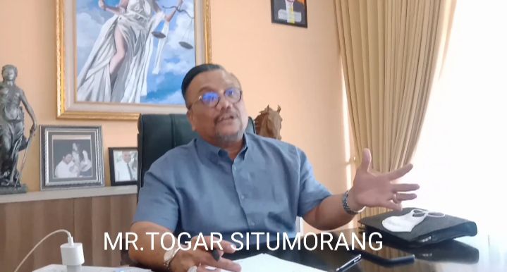 محكمة بالي تقضي بسجن المحامي توجار سيتوموران