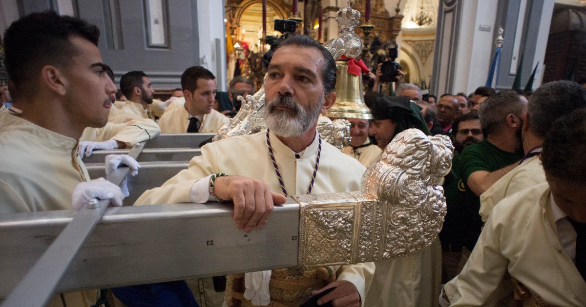 Antonio Banderas dirige la procession des Rameaux à Malaga