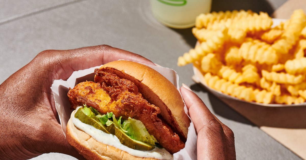 تحدي Shake Shack لمنافسة McRib الأيقوني