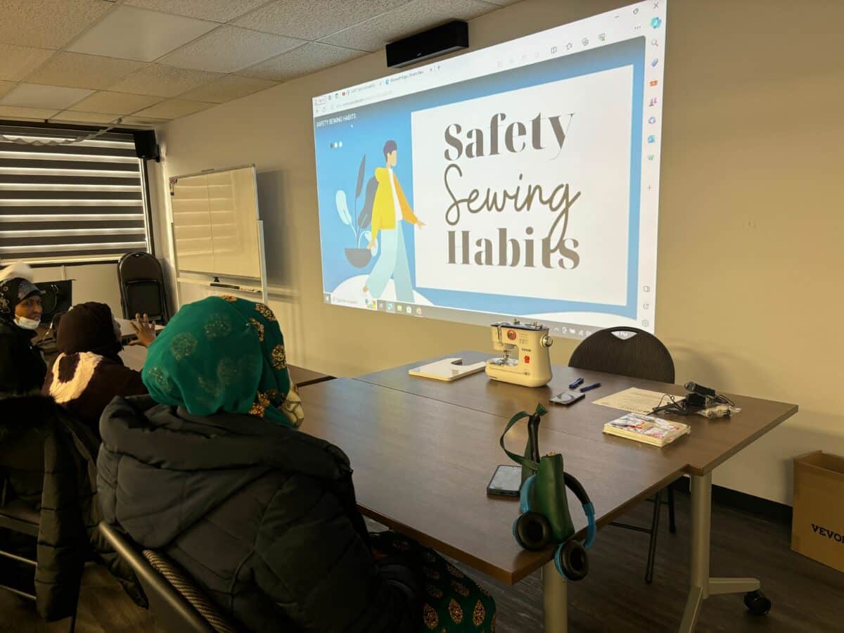 اختتام تدريبات الخياطة لدعم المرأة المعيلة في الأقصر