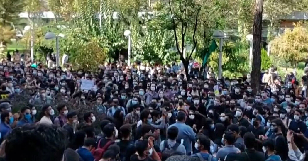 Massendemos in Taiz verurteilen iranische Angriffe