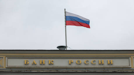 Retrait des Émirats d'OPEP et impact sur le marché pétrolier