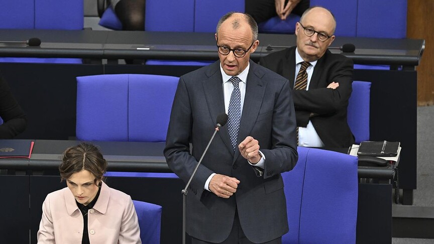 ميرتس ينتقد السياسات الأمريكية والإسرائيلية تجاه إيران