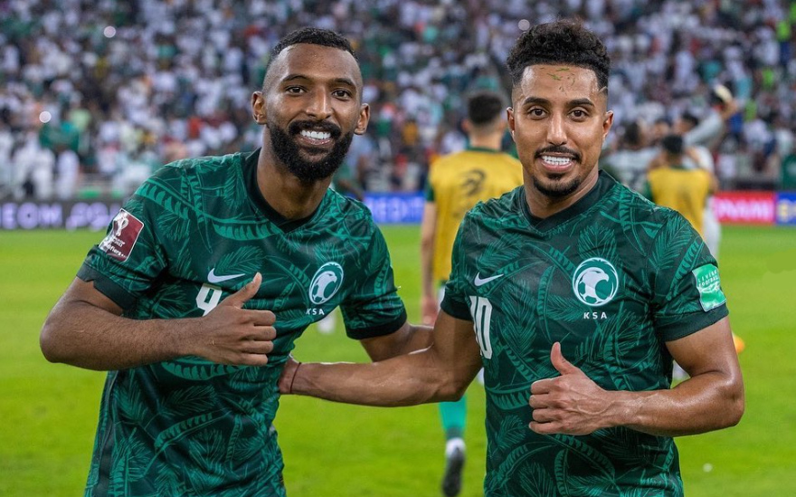 إصابة كنو ومالكوم تثير القلق في الهلال السعودي